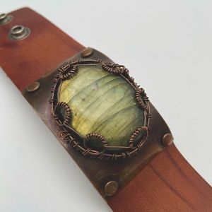 Green labradorite cuff bracelet